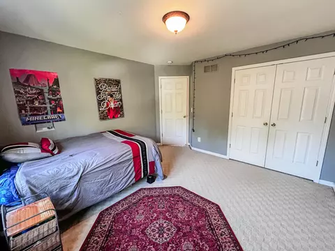 Bedroom - 8494 Devin, Davison, MI 48423 photo 4 of 9