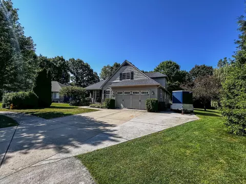 Exterior - 8494 Devin, Davison, MI 48423 photo 4 of 9