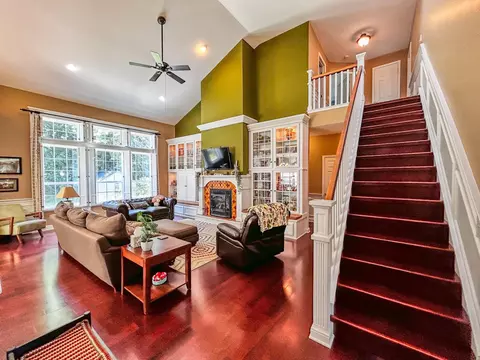 Living - 8494 Devin, Davison, MI 48423 photo 4 of 8