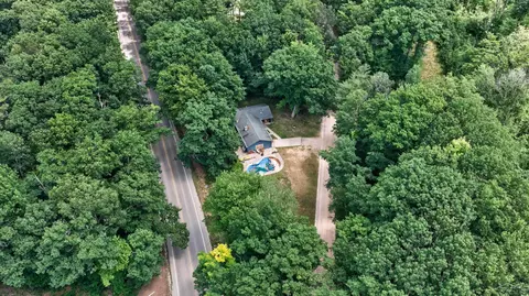 View/Area - 4350 E Arnold Lk, Harrison, MI 48625 photo 3 of 4
