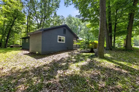 Exterior - 4350 E Arnold Lk, Harrison, MI 48625 photo 4 of 8