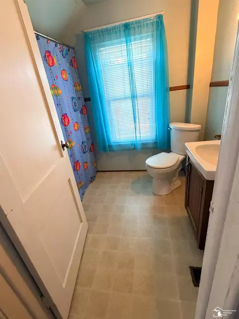 1003 Bacon, Monroe, MI 48161 photo 10
