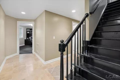 Entry Way - 2288 W Smith, Temperance, MI 48182 photo 7 of 7