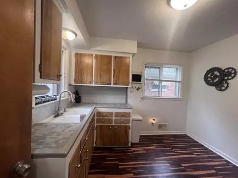 Kitchen - 5413 Fleming, Flint, MI 48504 photo 2 of 3