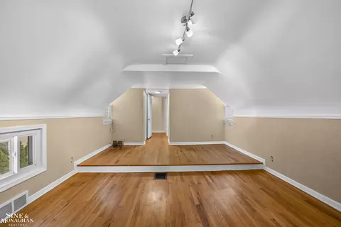 Other - 190 Lakeview, Grosse Pointe Farms, MI 48236 photo 6 of 10