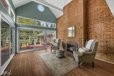 Other - 190 Lakeview, Grosse Pointe Farms, MI 48236 photo 3 of 10