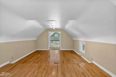 Other - 190 Lakeview, Grosse Pointe Farms, MI 48236 photo 5 of 10