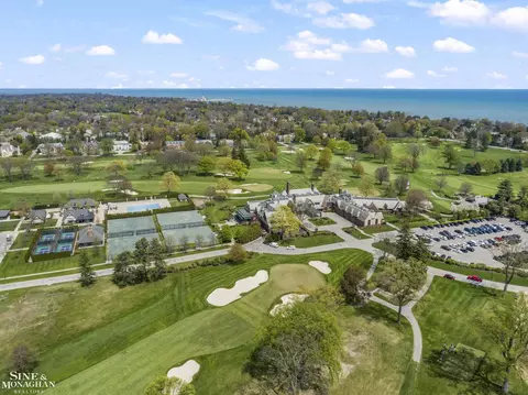 View/Area - 190 Lakeview, Grosse Pointe Farms, MI 48236 photo 5 of 7