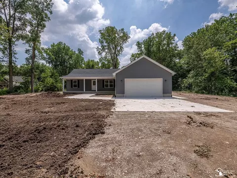 3901 Kane, Carleton, MI 48117 photo 3