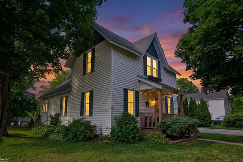 Exterior - 308 Emily, Flushing, MI 48433 photo 2 of 17