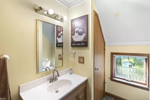 Bath - 308 Emily, Flushing, MI 48433 photo 5 of 6