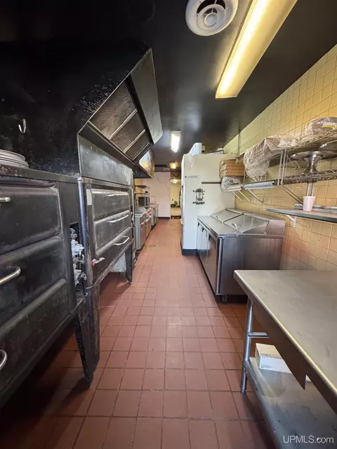 Kitchen - 113 N 2nd, Ishpeming, MI 49849 photo 18 of 24