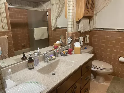 Bath - 2567 St Clair Riv, Algonac, MI 48001 photo 1 of 2