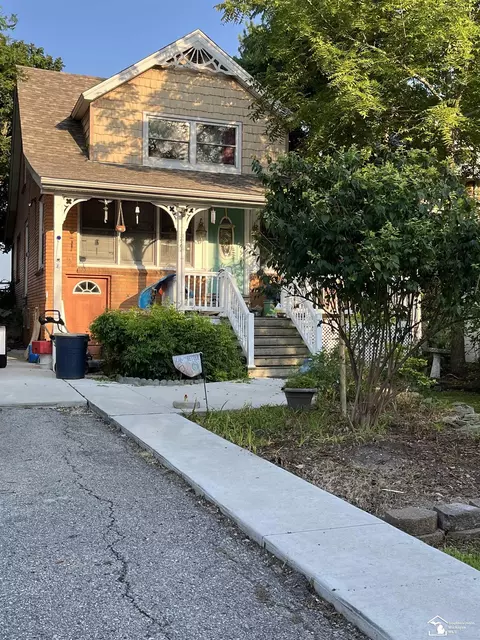 3964 Lakeshore, Newport, MI 48166