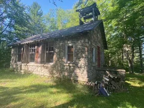 4988 E Wilson Rd, Harrison, MI 48625 photo 2