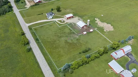 Other - 3774 18th, Escanaba, MI 49829 photo 6 of 28