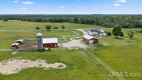 Other - 3774 18th, Escanaba, MI 49829 photo 20 of 28