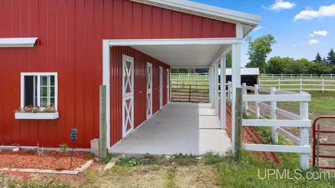 Exterior - 3774 18th, Escanaba, MI 49829 photo 3 of 5