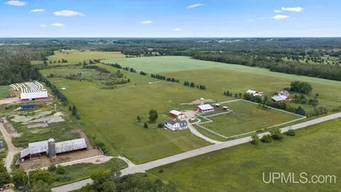 View/Area - 3774 18th, Escanaba, MI 49829 photo 2 of 2