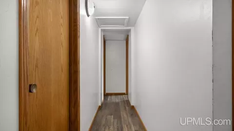 Entry Way - 3774 18th, Escanaba, MI 49829 photo 6 of 8