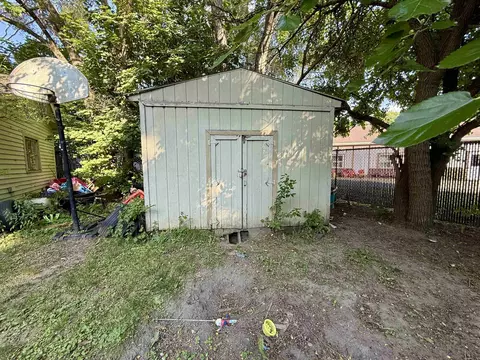 Exterior - 925 S Ball, Owosso, MI 48867 photo 4 of 5
