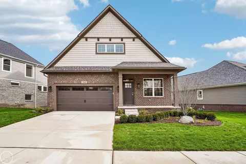 3003 Woodland, Auburn Hills, MI 48326
