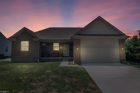 22818 Maxine, Saint Clair Shores, MI 48080