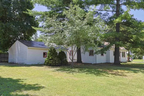 Exterior - 1002 E Sugnet, Midland, MI 48642 photo 6 of 6