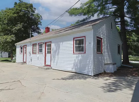 Other - 1002 E Sugnet, Midland, MI 48642 photo 2 of 9