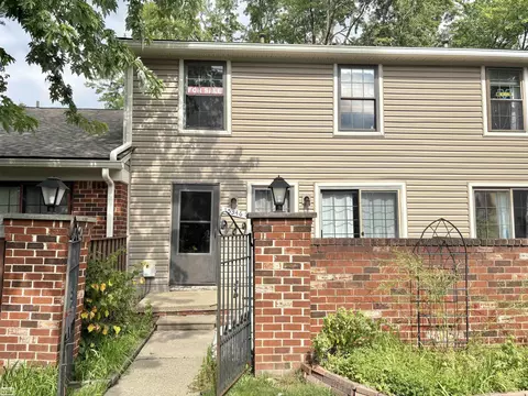 15346 Renshaw, Clinton Township, MI 48038