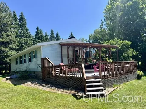 21564 Denton, Chassell, MI 49916