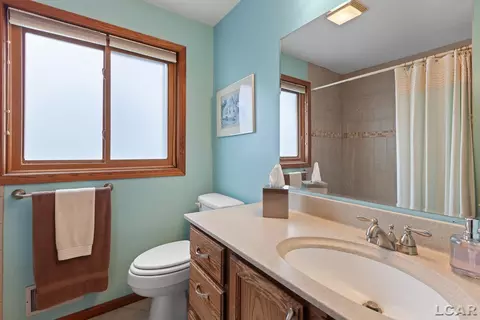 Bath - 8070 Wadding, Onsted, MI 49265 photo 3 of 4