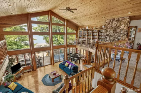 5451 Lakeshore, Eagle River, MI 49950 photo 3