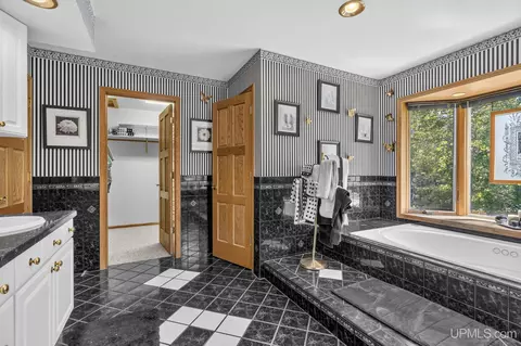 5451 Lakeshore, Eagle River, MI 49950 photo 38