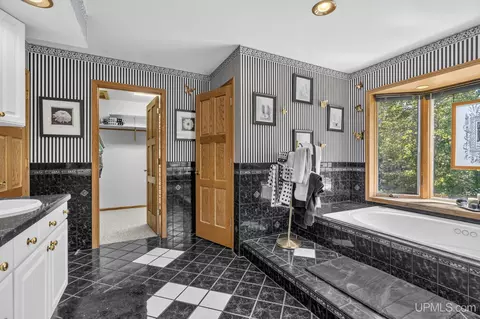 5451 Lakeshore, Eagle River, MI 49950 photo 38