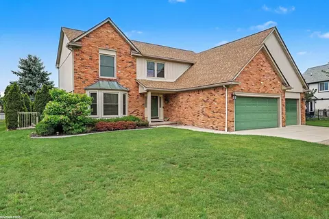 Exterior - 48103 Greenbriar, Macomb, MI 48044 photo 3 of 9