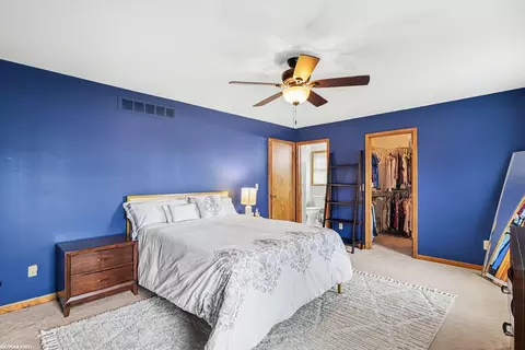 Bedroom - 48103 Greenbriar, Macomb, MI 48044 photo 1 of 10