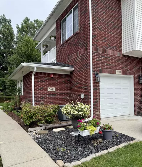 Exterior - 7013 Boulder Pointe, Washington, MI 48094 photo 4 of 6