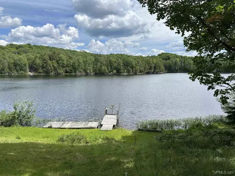13797 Stateline Lk, Marenisco, MI 49947