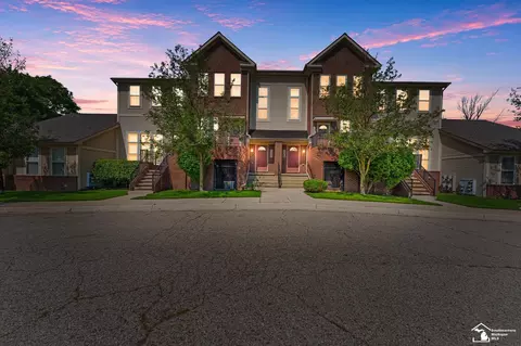 1346 Hillcrest, Waterford, MI 48327