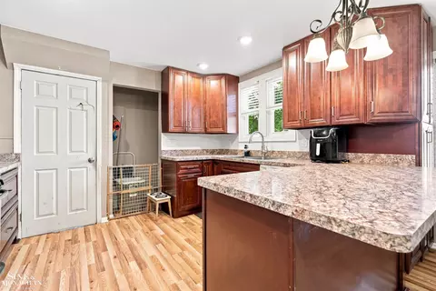Kitchen - 729 Smith, Algonac, MI 48001 photo 2 of 4