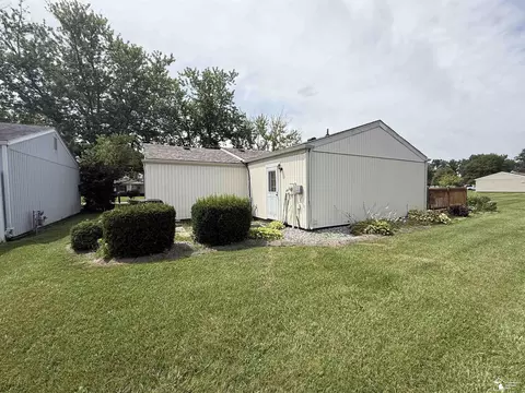 Exterior - 623 Leveque, Carleton, MI 48117 photo 5 of 6
