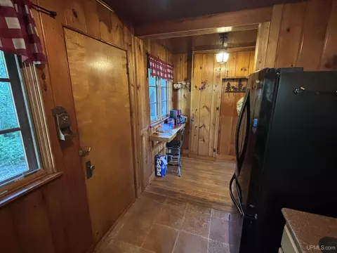 Entry Way - 13290 M-26, Eagle Harbor, MI 49950 photo 1 of 1