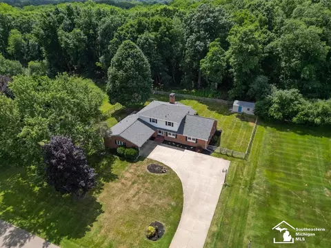 View/Area - 3414 Caroline, Jackson, MI 49203 photo 2 of 3