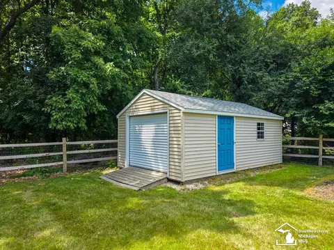 Other - 3414 Caroline, Jackson, MI 49203 photo 2 of 6