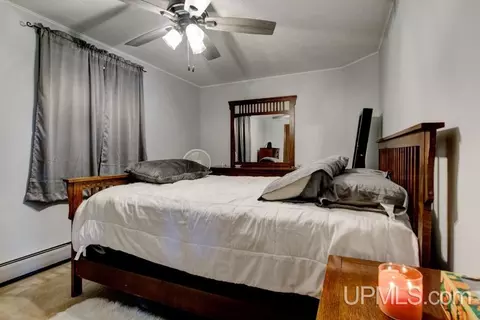 Bedroom - 4316 D, Bark River, MI 49807 photo 1 of 6