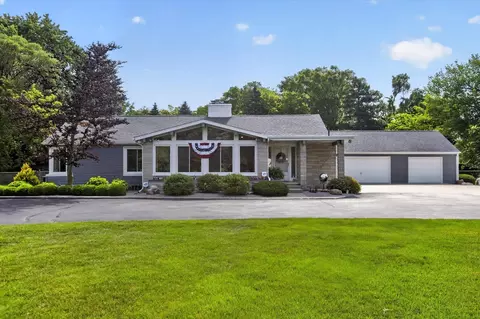 1206 N N Pne, Essexville, MI 48732