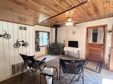 Living - 10167 W Richardson, Harrison, MI 48625 photo 5 of 6
