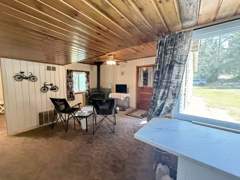 Living - 10167 W Richardson, Harrison, MI 48625 photo 6 of 6