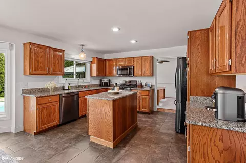 Kitchen - 19773 Prince, Macomb, MI 48044 photo 2 of 3